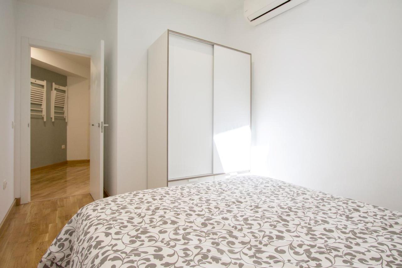 Apartamentos Goyescas Deco Madrid Esterno foto