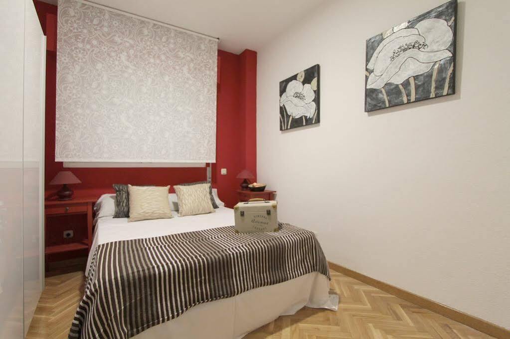 Apartamentos Goyescas Deco Madrid Esterno foto